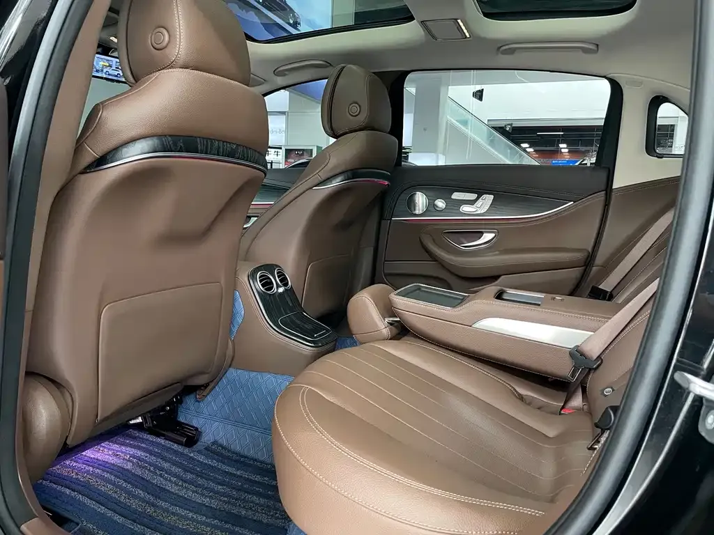 Mercedes-Benz E-Class 2022 из CN, фото 9