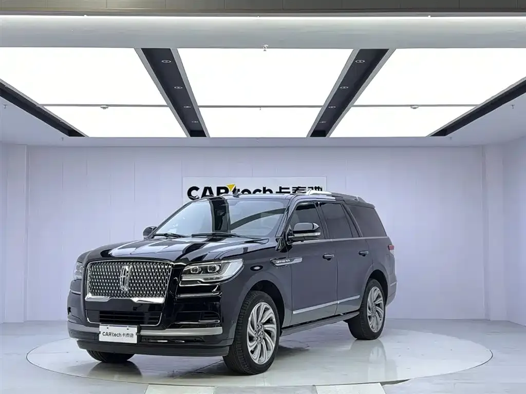 Lincoln Navigator 2024 из CN, фото 1