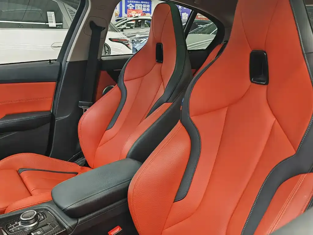 BMW 1 Series 2023 из CN, фото 10