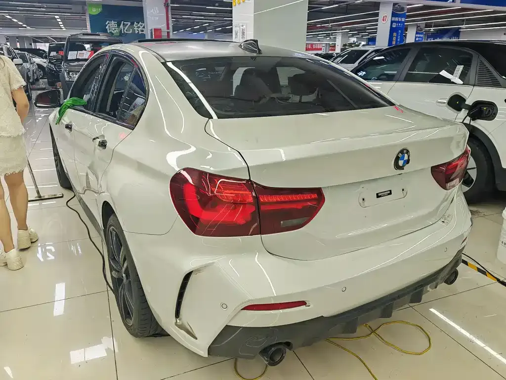 BMW 1 Series 2023 из CN, фото 5