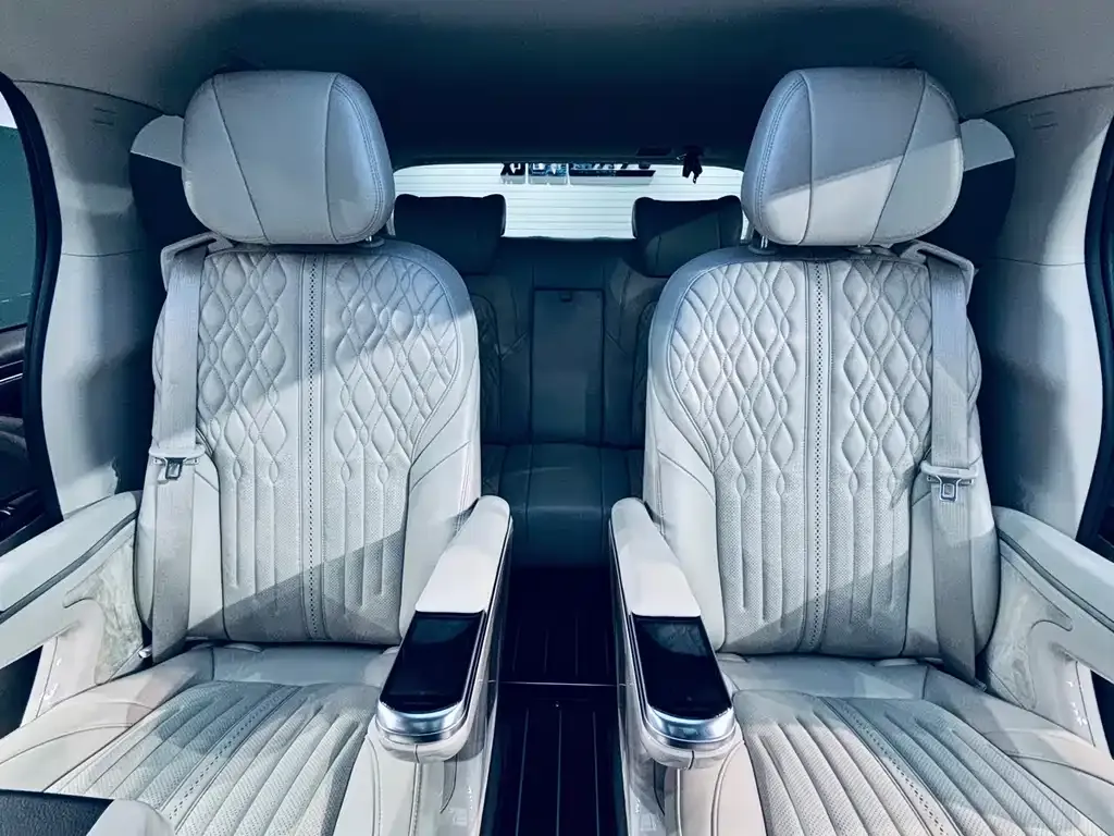 Buick GL8 2021 из CN, фото 10