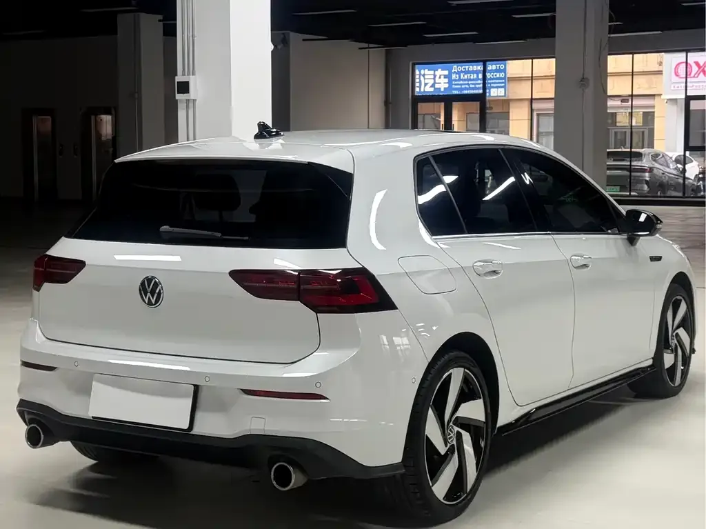 Volkswagen Golf — фото 5