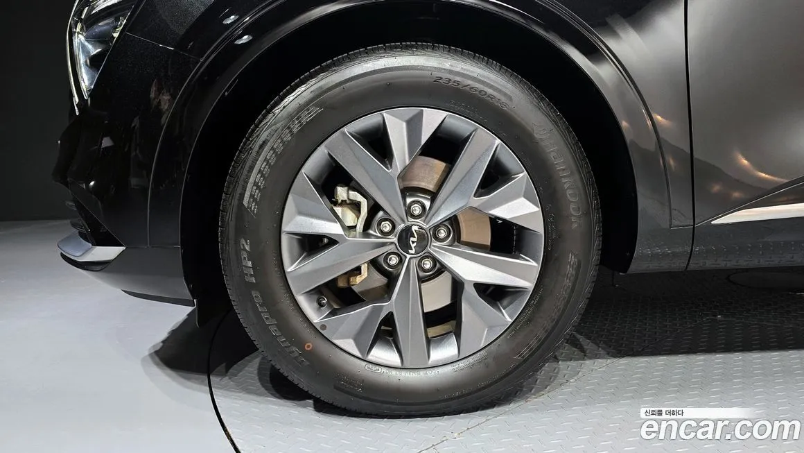Kia Sportage — фото 5