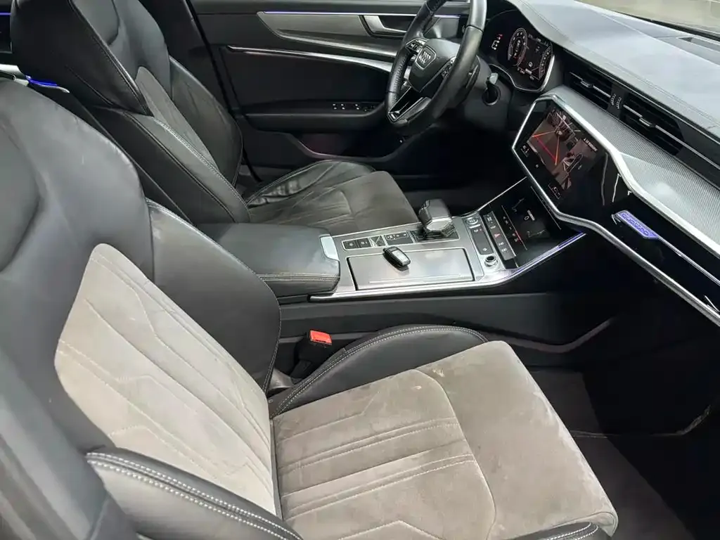 Audi A6L 2022 из CN, фото 8