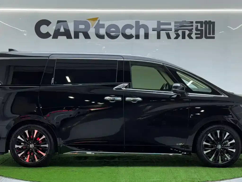 Toyota Alphard 2025 из CN, фото 4