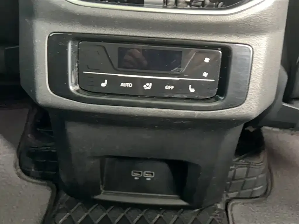 Volkswagen Talagon 2023 из CN, фото 3
