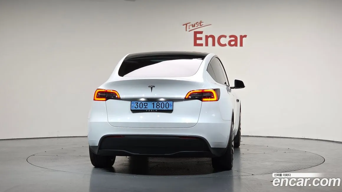 Tesla Model Y 2024 из KR, фото 4