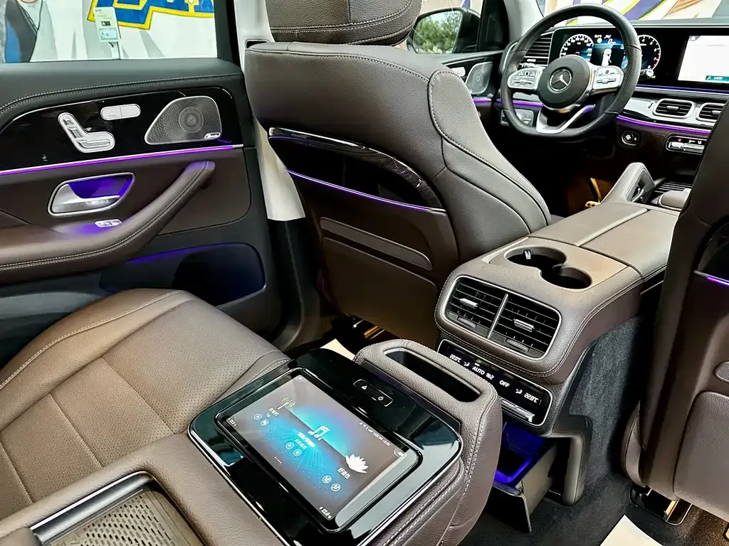 Mercedes-Benz GLS 2023 из CN, фото 8
