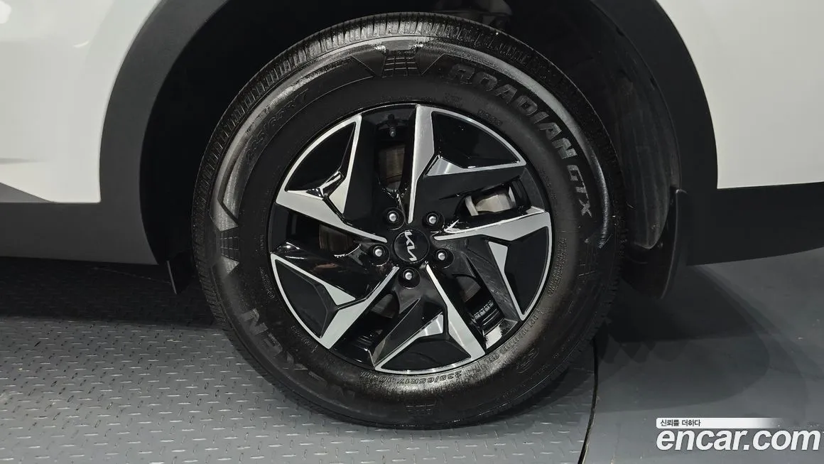 Kia Sorento — фото 5