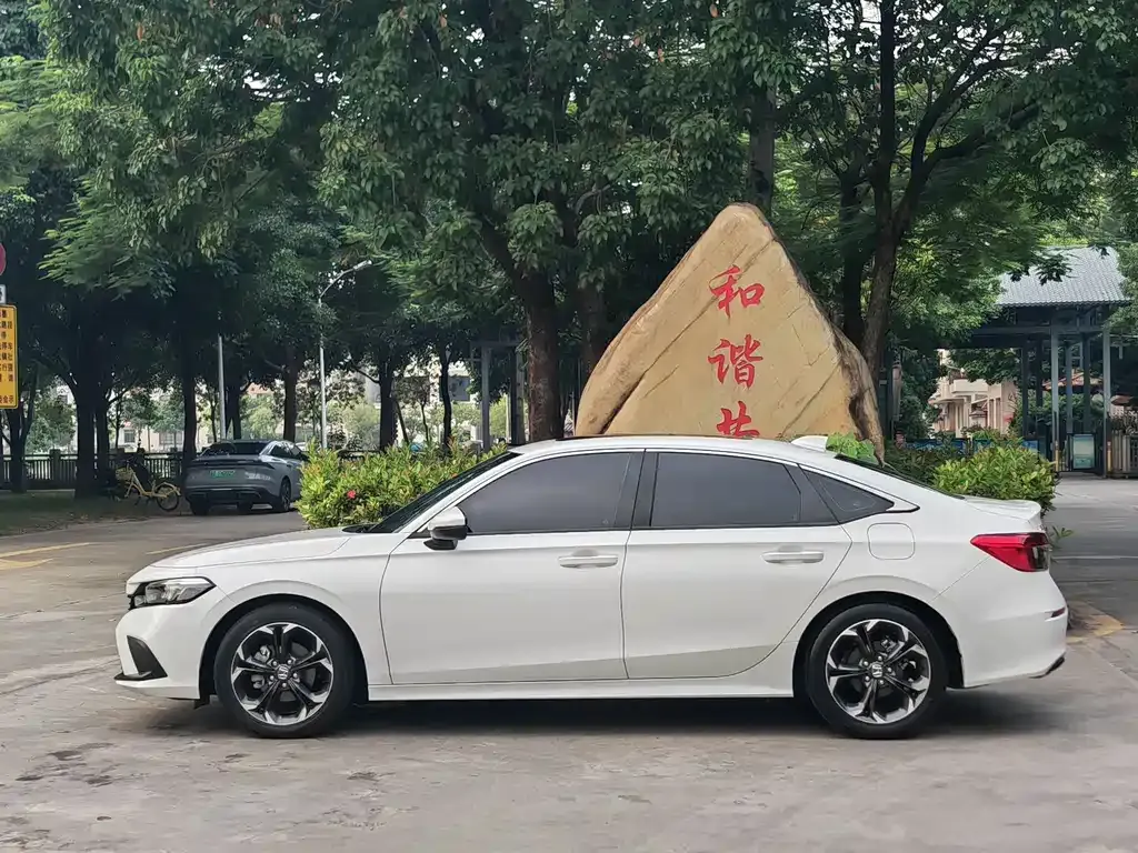 Honda Civic — фото 4