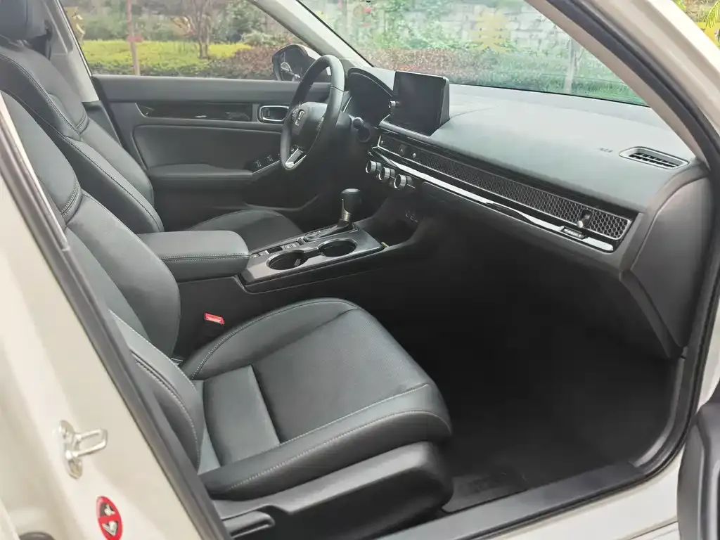 Honda Civic — фото 7