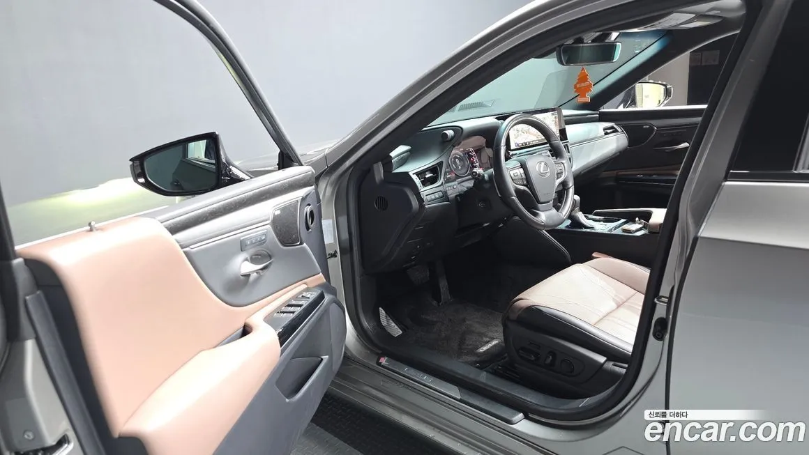 Lexus ES 2025 из KR, фото 10