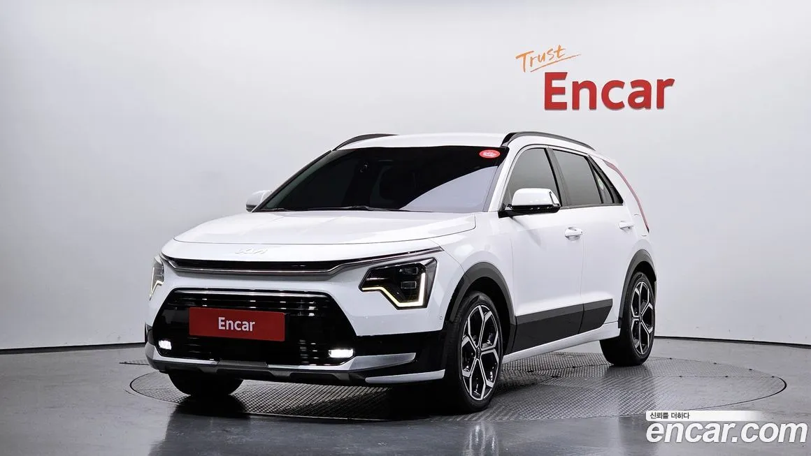 Kia Niro — фото 1