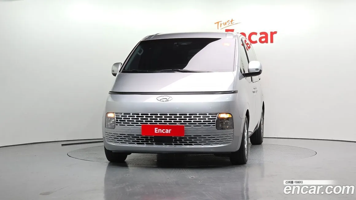 Hyundai Staria — фото 3