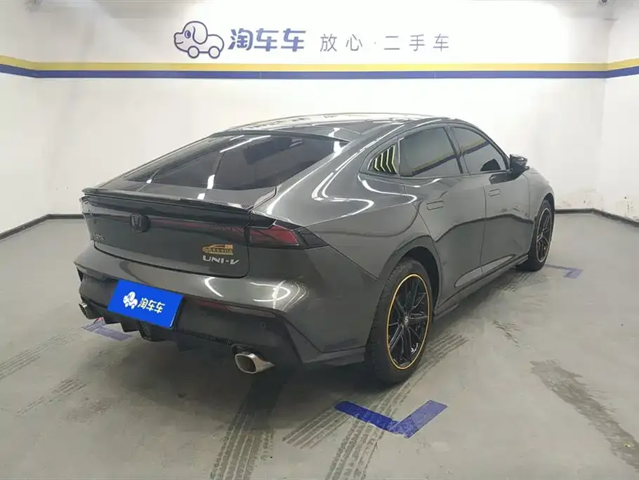 Changan UNI-V 2023 из CN, фото 3