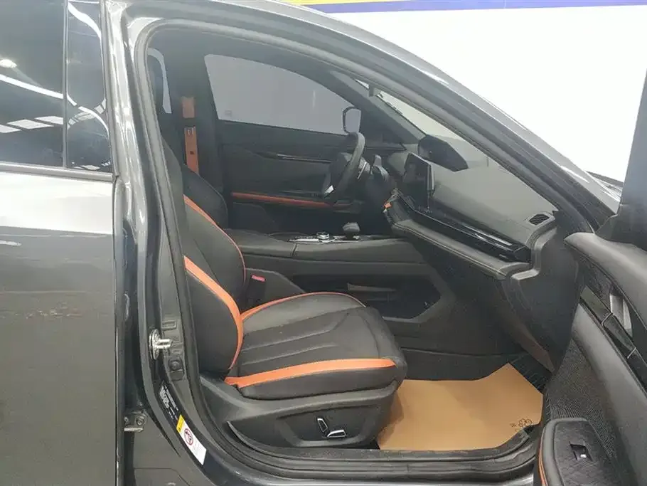 Changan UNI-V 2023 из CN, фото 8