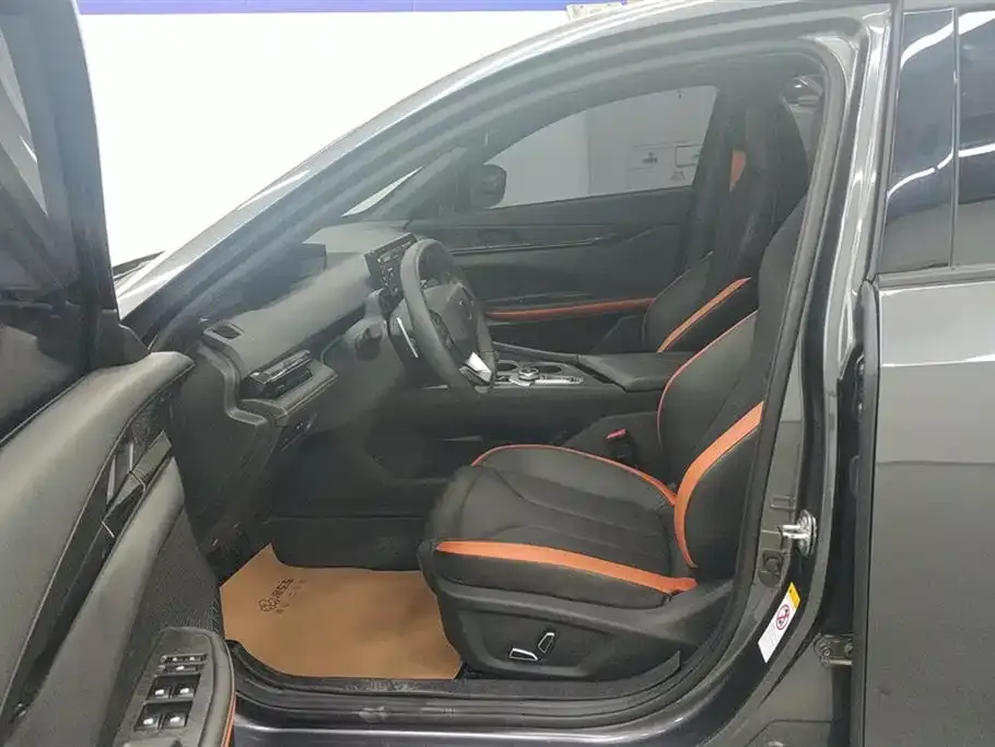 Changan UNI-V 2023 из CN, фото 9