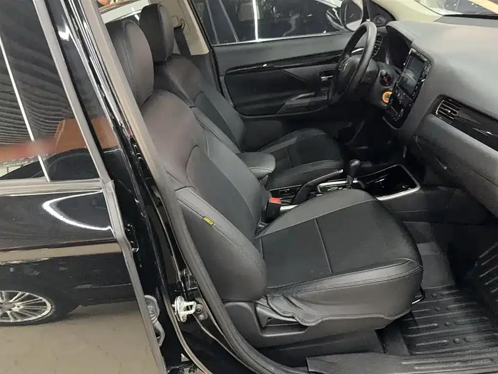 [object Object] Outlander 2022 из CN, фото 3