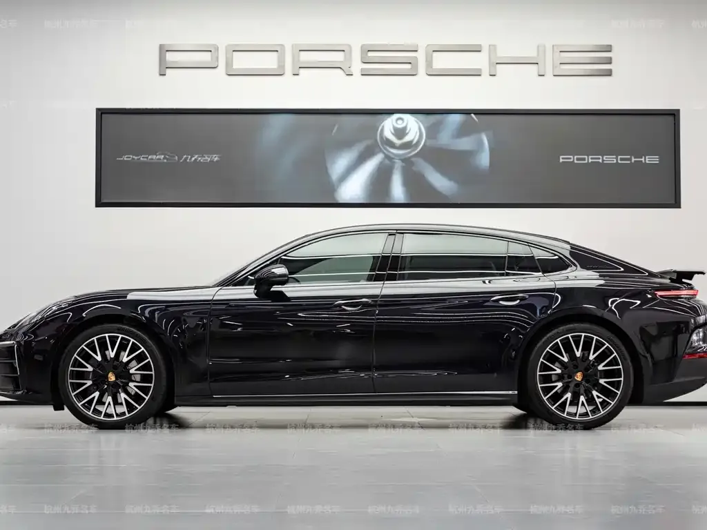 Porsche Panamera 2025 из CN, фото 4