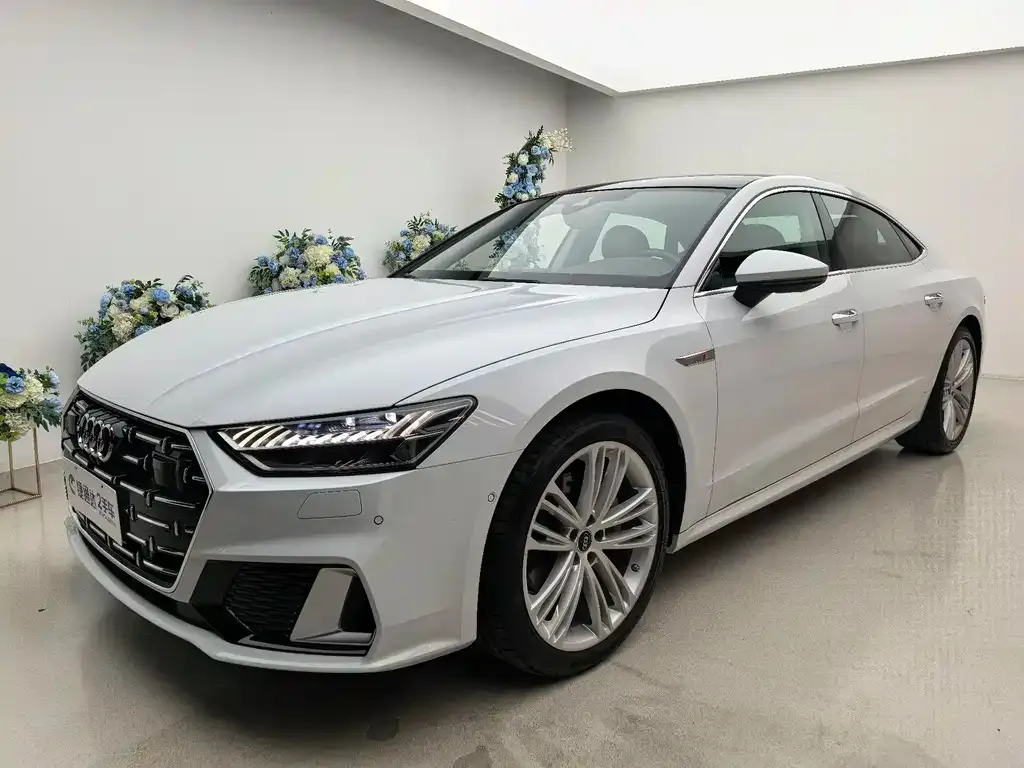 Audi A7L 2024 из CN, фото 1