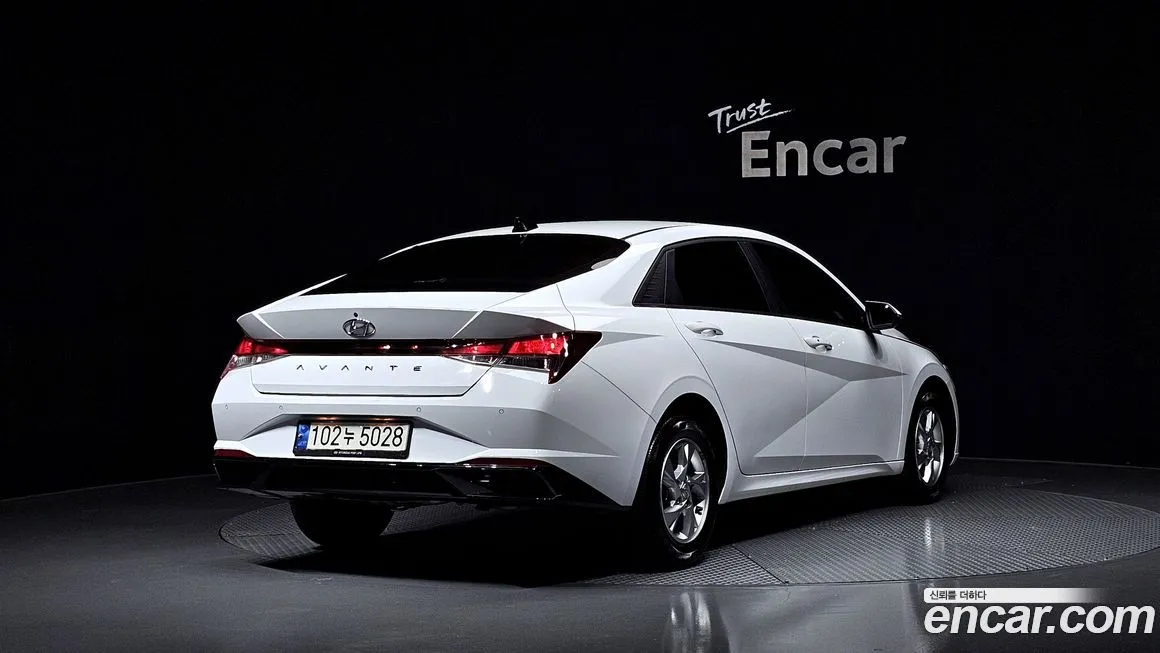 Hyundai AVANTE — фото 2