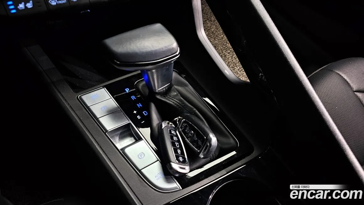 Hyundai AVANTE — фото 9