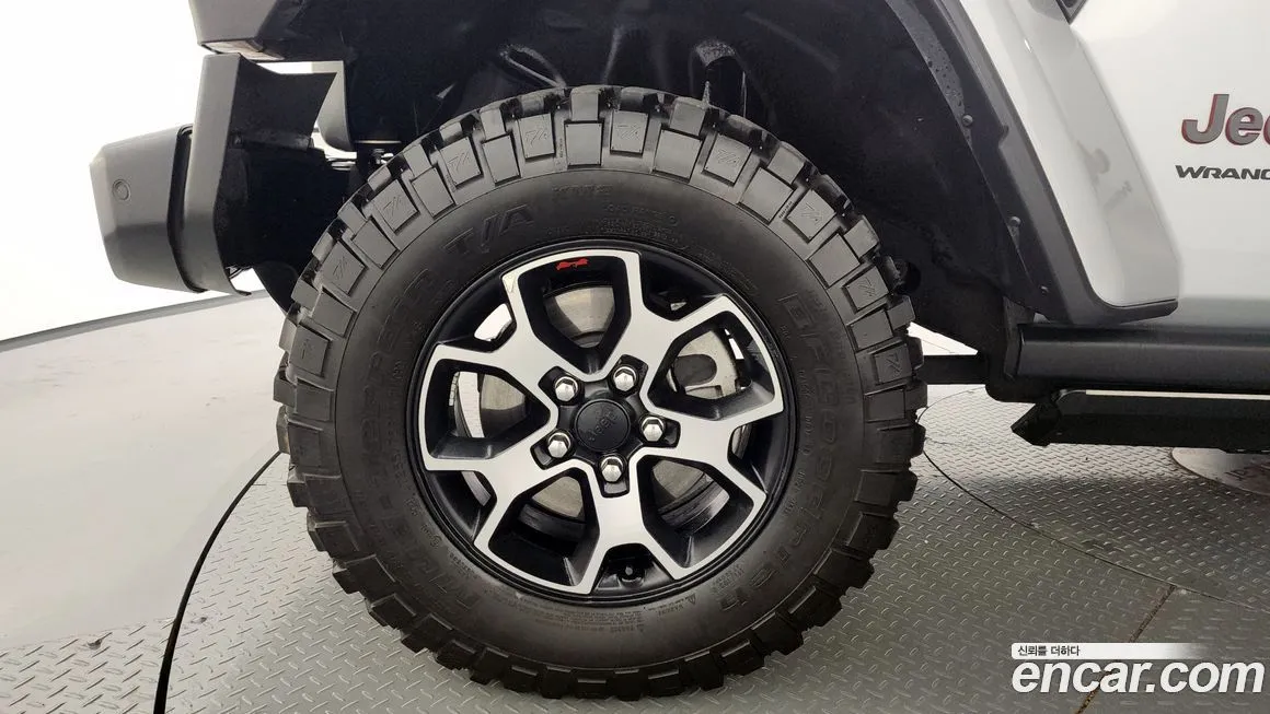 Jeep Wrangler 2023 из KR, фото 5