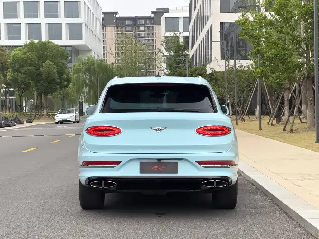 Bentley Bentayga 2021 из CN, фото 6