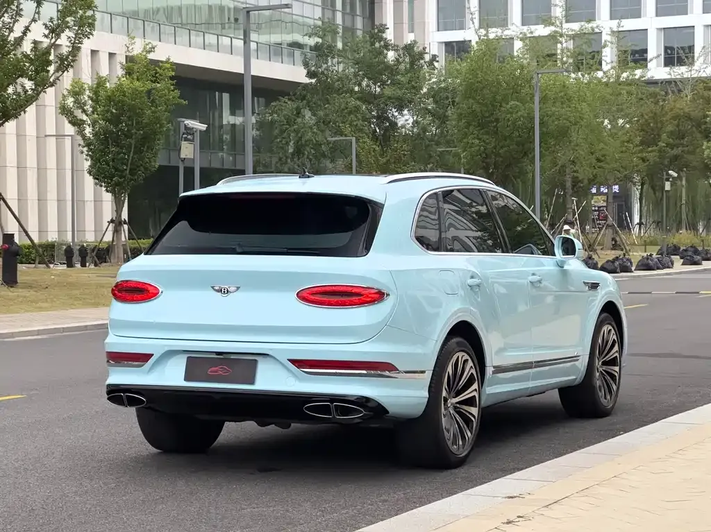 Bentley Bentayga 2021 из CN, фото 7