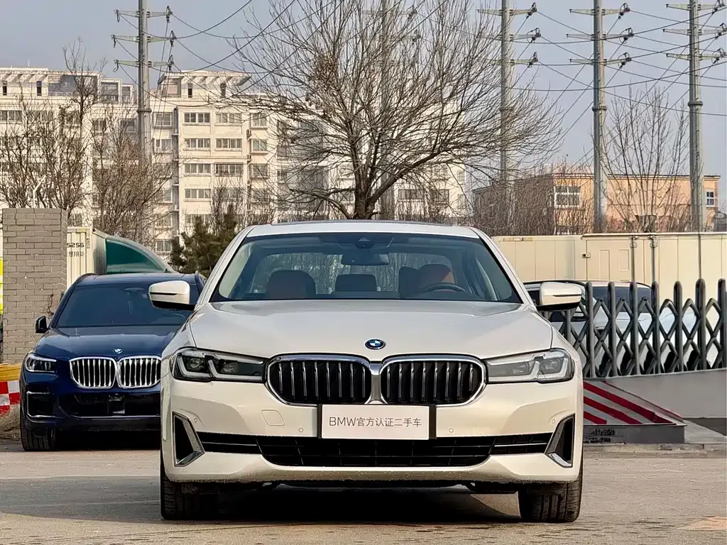 BMW 5 Series New Energy — фото 5