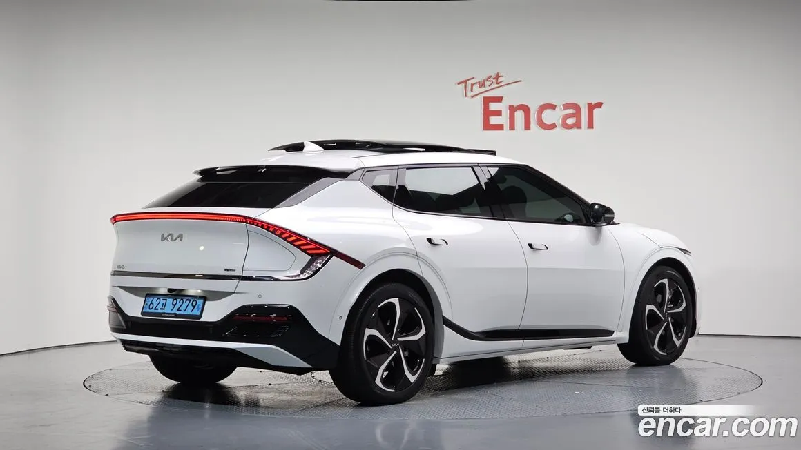 Kia EV6 — фото 2