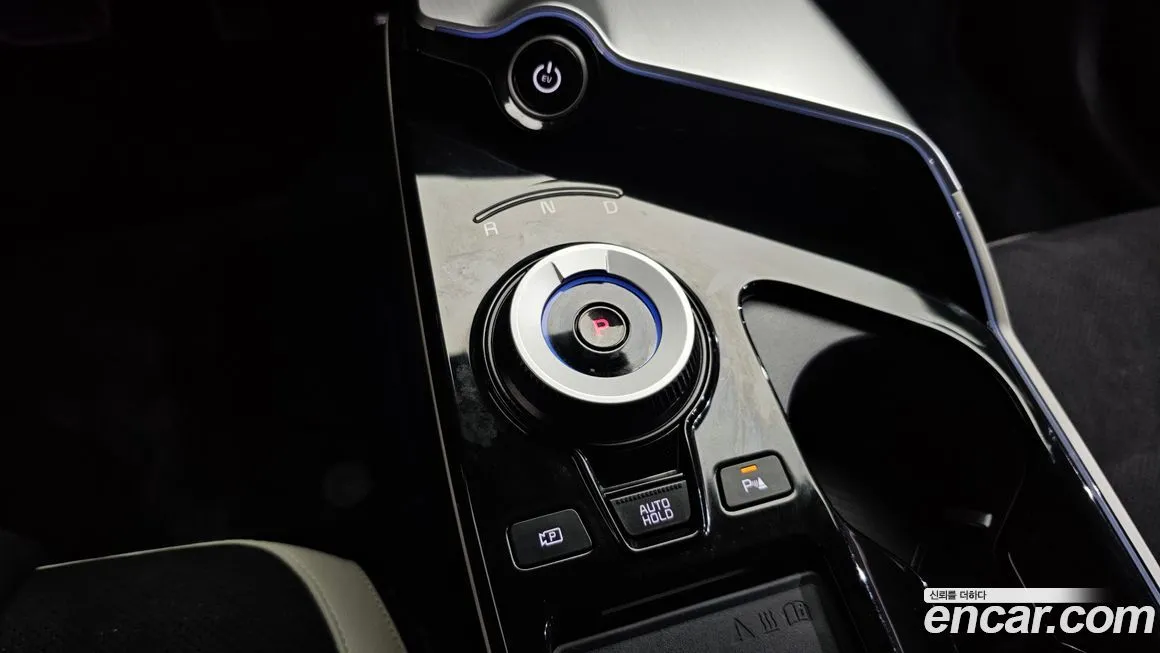 Kia EV6 — фото 9