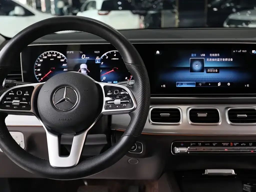 Mercedes-Benz GLE — фото 10
