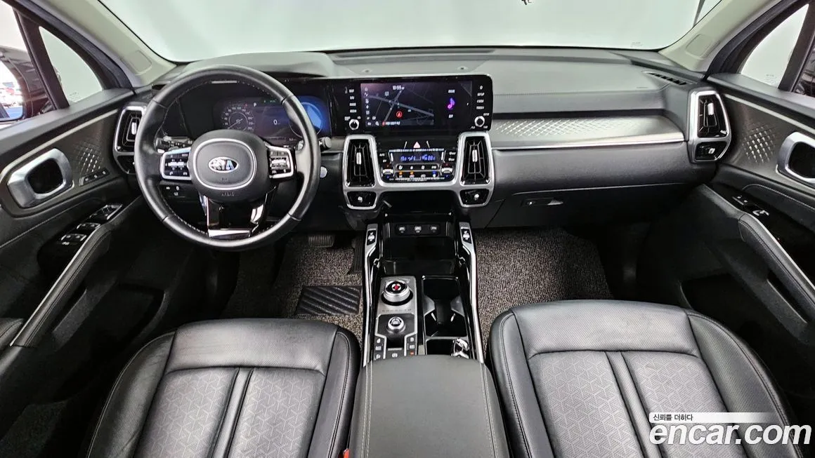 Kia Sorento — фото 7