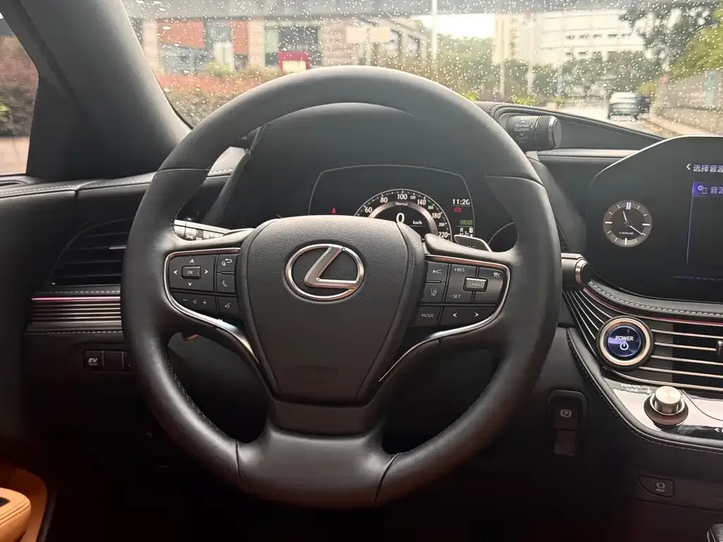 Lexus LS 2021 из CN, фото 10
