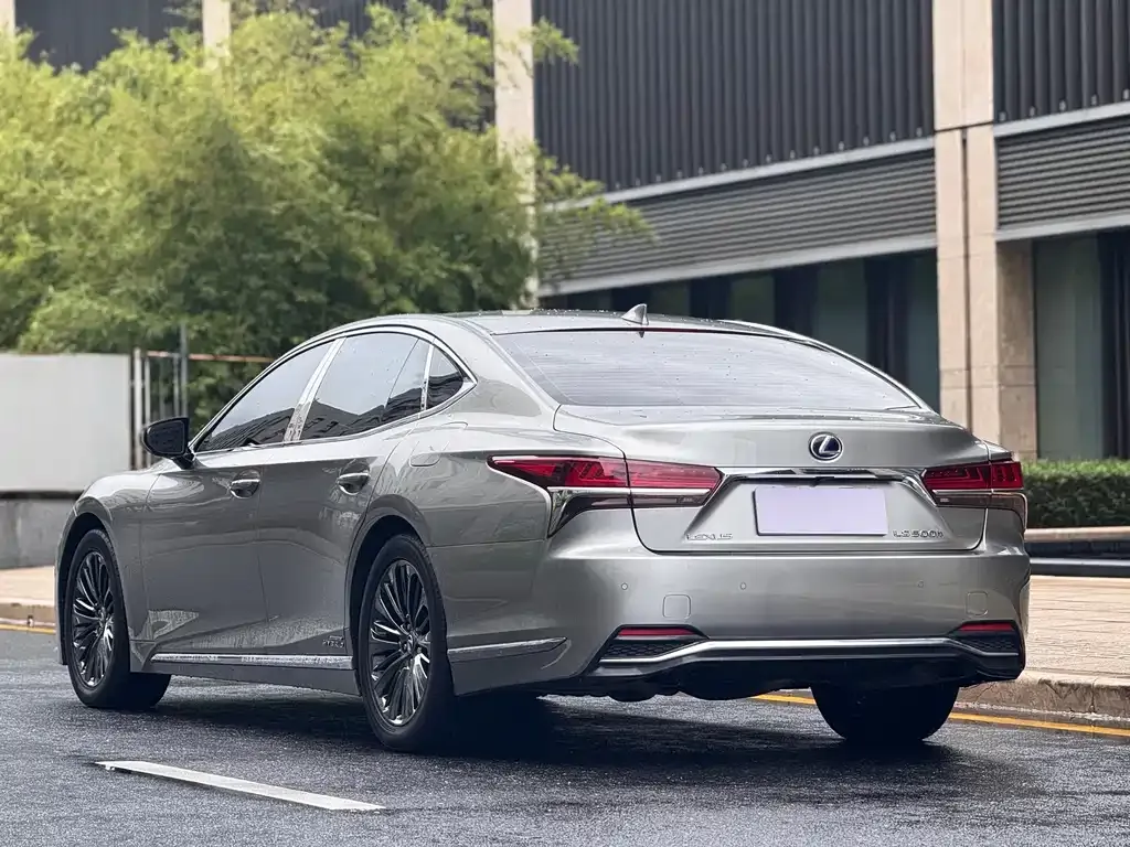 Lexus LS 2021 из CN, фото 4