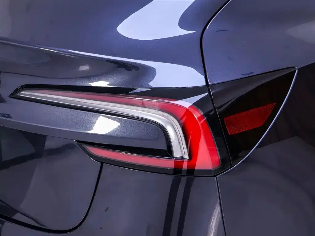 Tesla Model 3 2024 из CN, фото 9