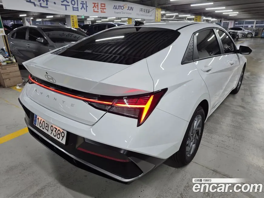 Hyundai AVANTE — фото 2