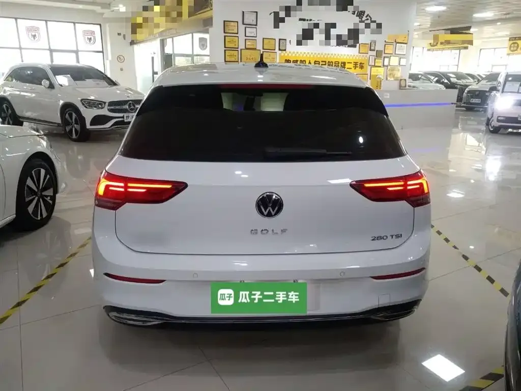 Volkswagen Golf 2023 из CN, фото 6