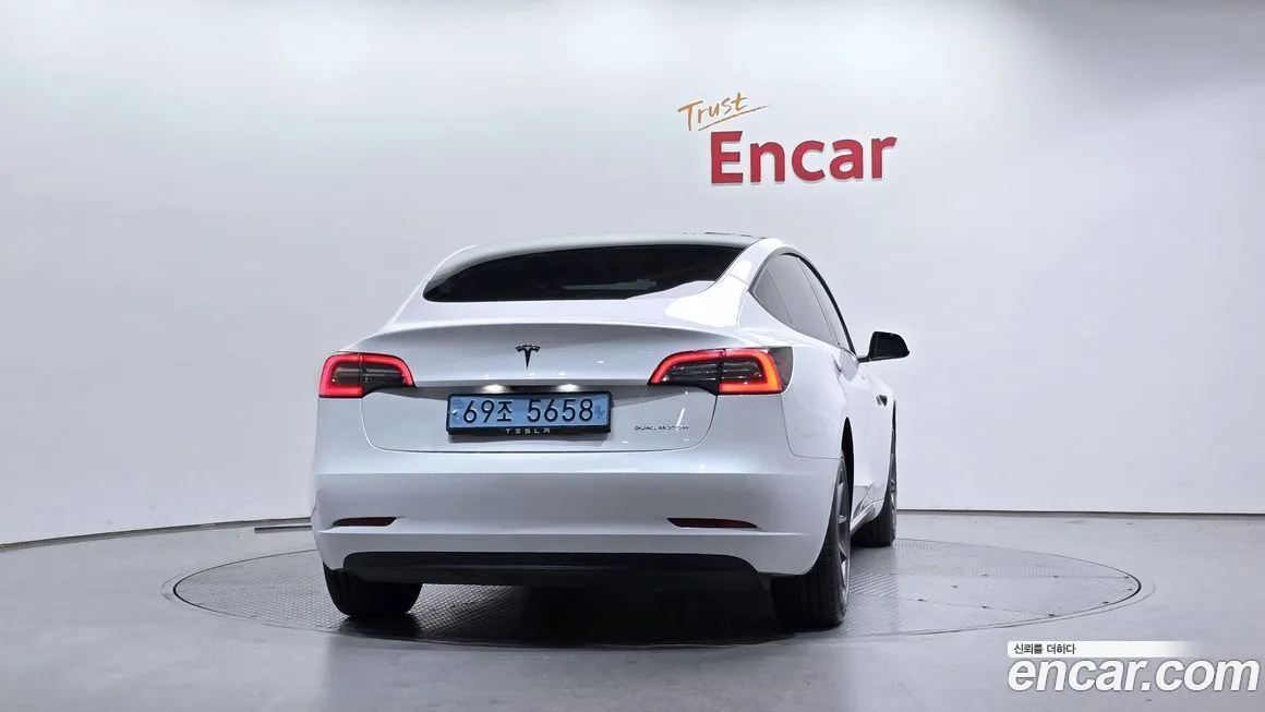 Tesla Model 3 2022 из KR, фото 4