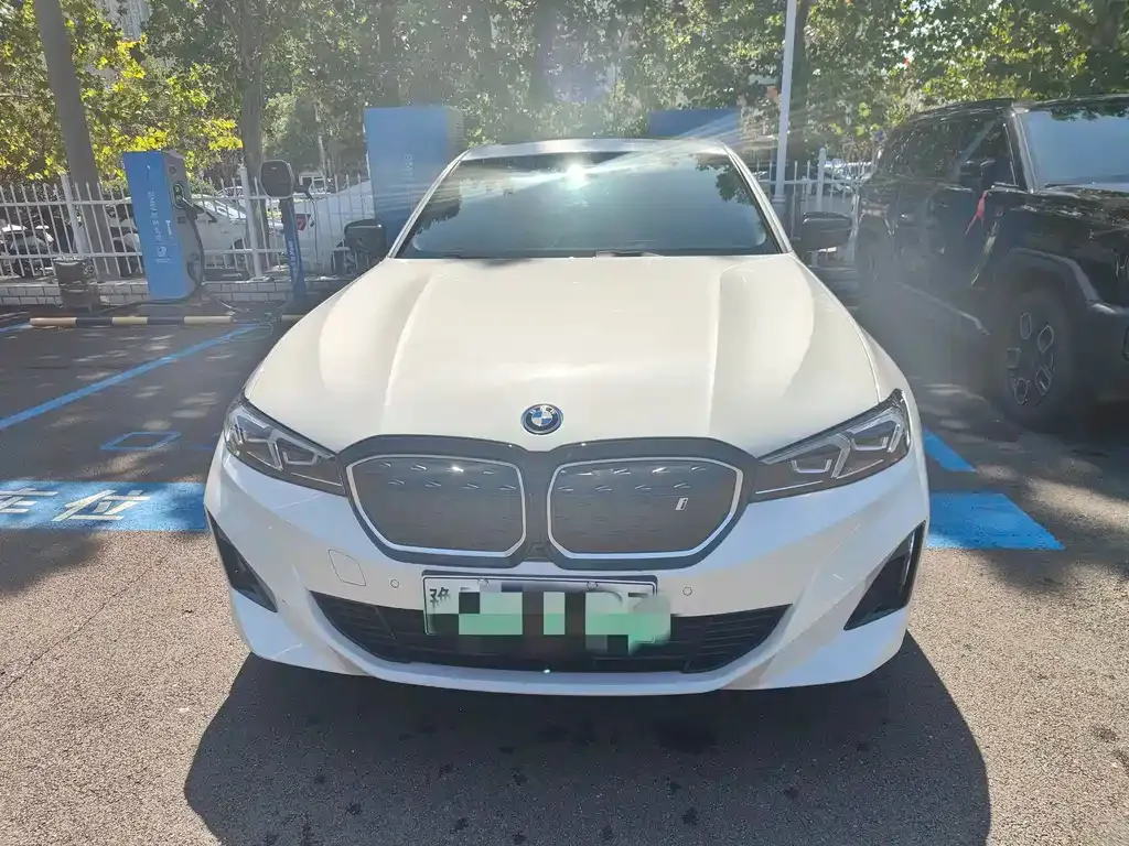 BMW i3 2025 из CN, фото 2