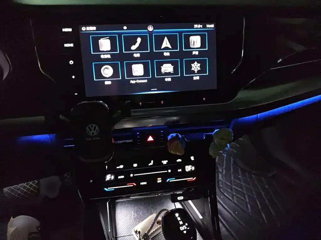 Volkswagen Passat — фото 6