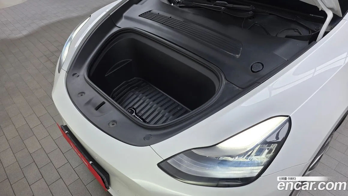 Tesla Model Y 2021 из KR, фото 6