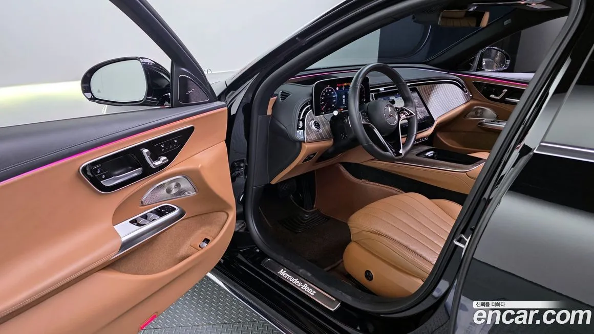 Mercedes-Benz E-Class — фото 10