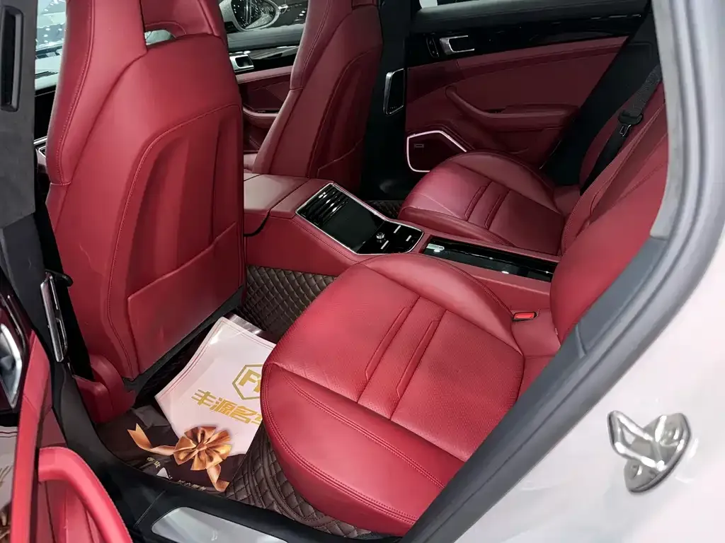 Porsche Panamera 2021 из CN, фото 10