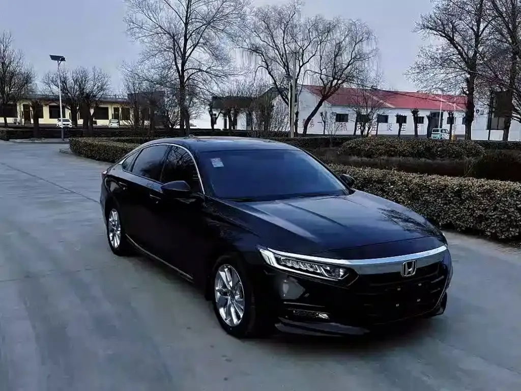 Honda Accord — фото 4