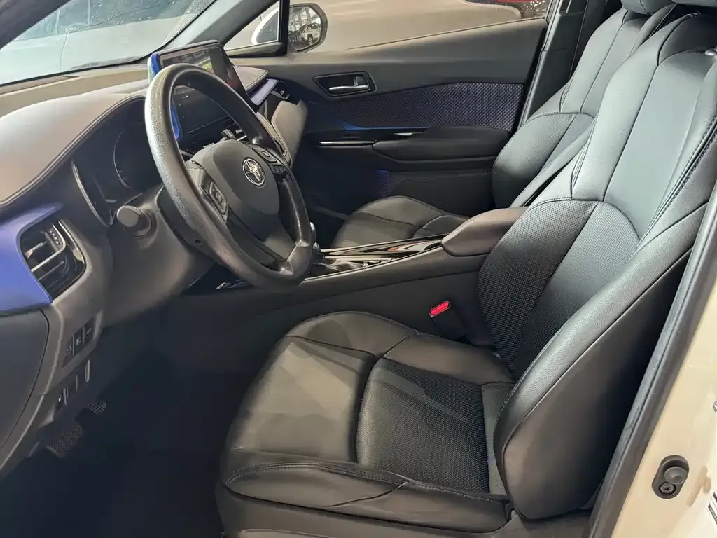 Toyota C-HR 2021 из CN, фото 3