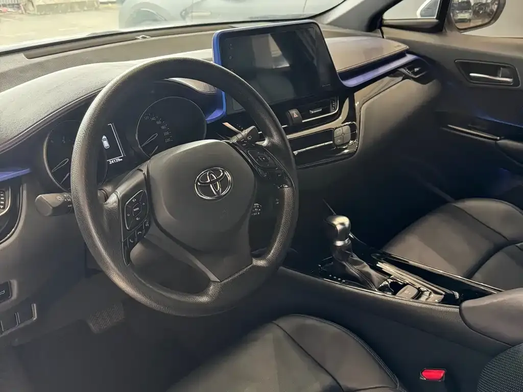 Toyota C-HR 2021 из CN, фото 5