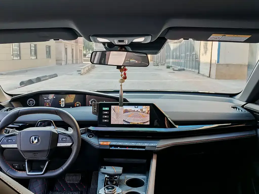 Changan UNI-V 2023 из CN, фото 6