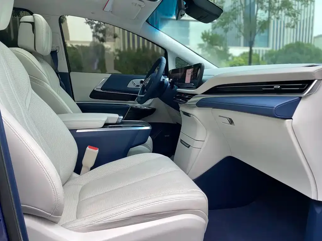 Buick Century 2024 из CN, фото 10